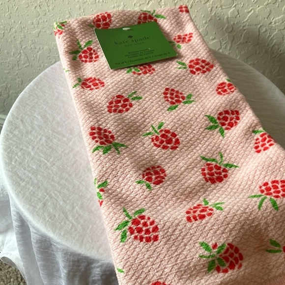Kate Spade: Pink Kitchen Towel-  Strawberry Berry Design- 100% cotton - Picture 1 of 10